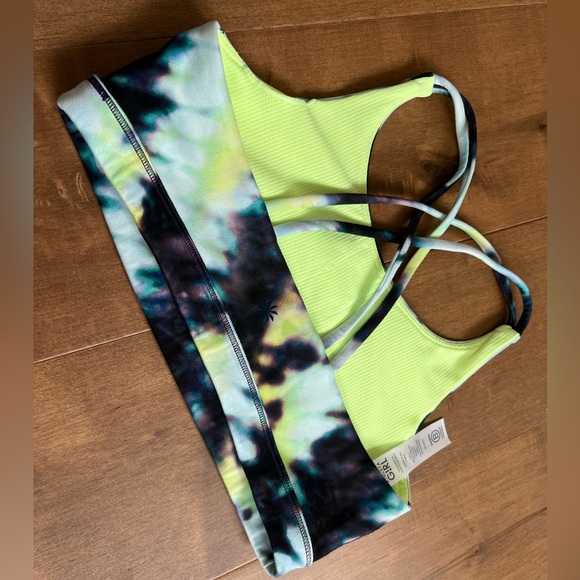 Athleta Cross Back Tie Dye Sports Bra XS - Picture 2 of 4